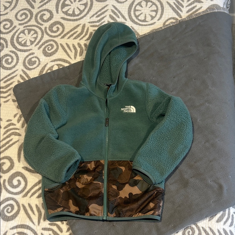 The North Face Kids Forest fleece full zip jacket